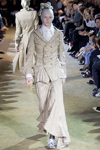 Look 24
